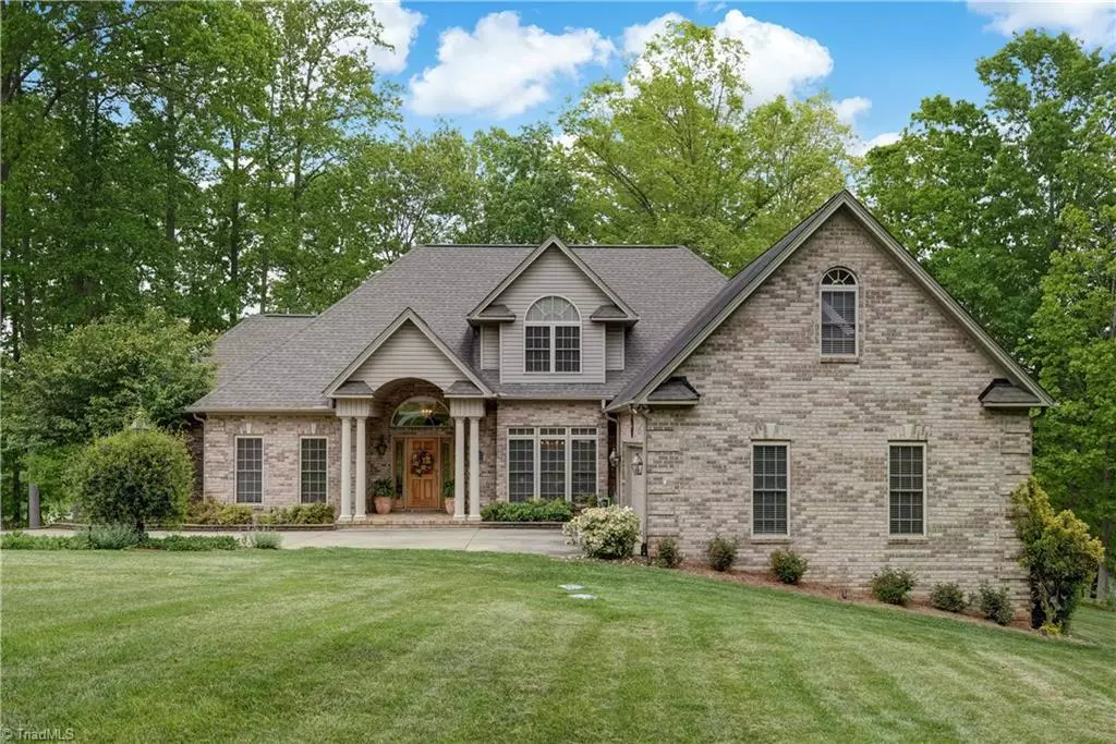 Reidsville, NC 27320,193 Lake Hunt DR