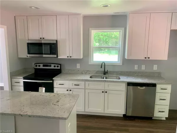 Mayodan, NC 27027,110 Rink RD