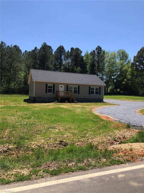 128 Frame Shop RD, Star, NC 27356