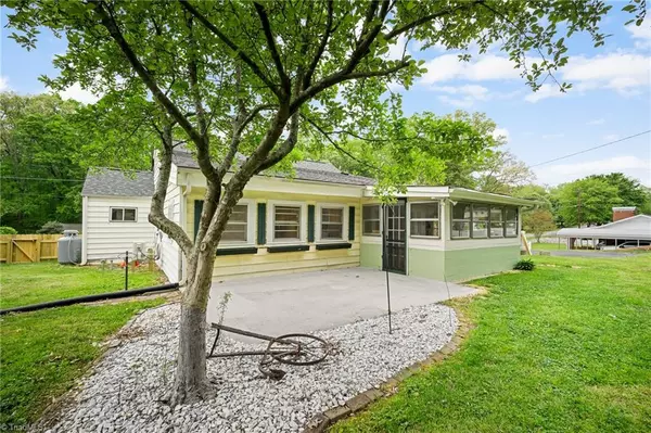 Mount Airy, NC 27030,146 W End DR