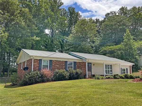 Lewisville, NC 27023,7250 Lalanda DR