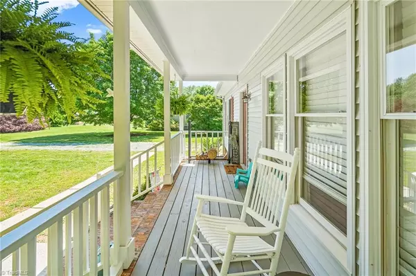 Hurdle Mills, NC 27514,6138 Dawn DR