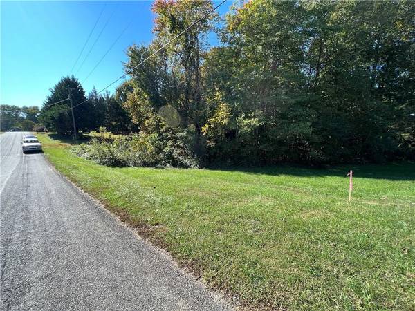 00 Lynnewood DR #.56 Ac, Mount Airy, NC 27030