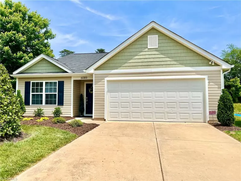 6089 Showell CIR, Pfafftown, NC 27040