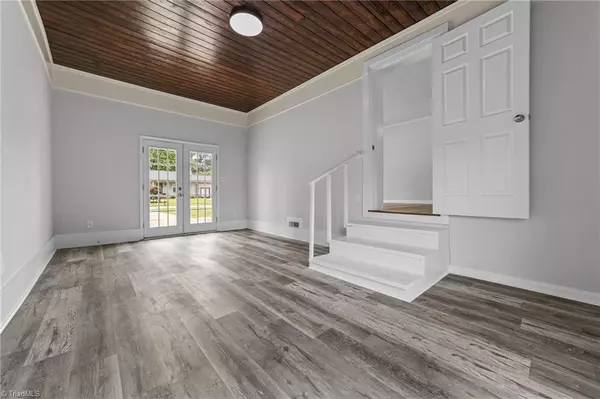 Mayodan, NC 27027,306 N 8th AVE