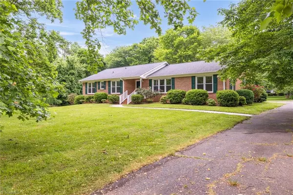 Pfafftown, NC 27040,4565 Wenlok LN