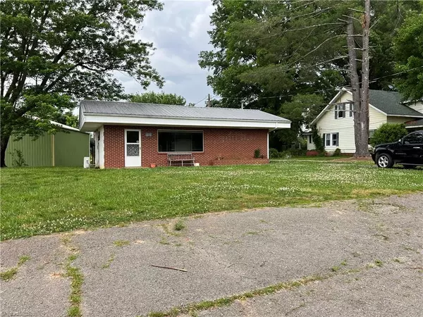 Hamptonville, NC 27020,1832 Hamptonville RD