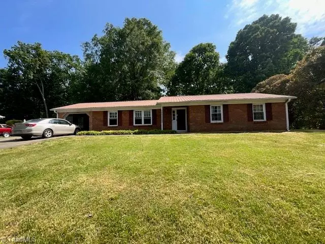 Tobaccoville, NC 27050,160 Little Brook DR