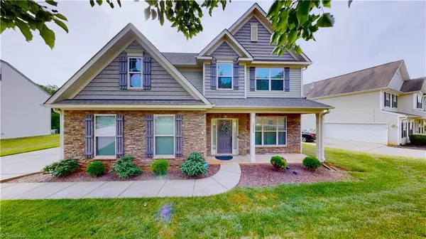 5515 Pinebrook LN, Winston Salem, NC 27105