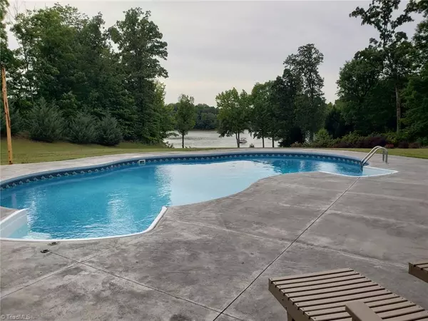 Salisbury, NC 28146,330 Waters RD