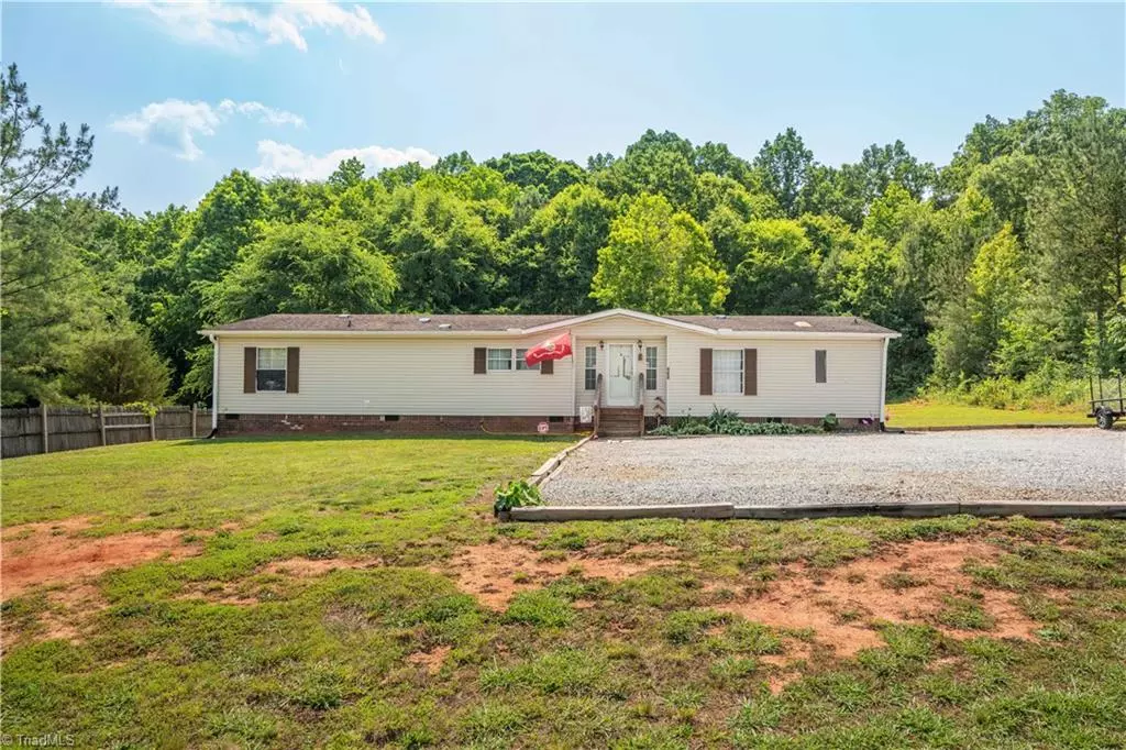 Linwood, NC 27299,469 Helen Young DR