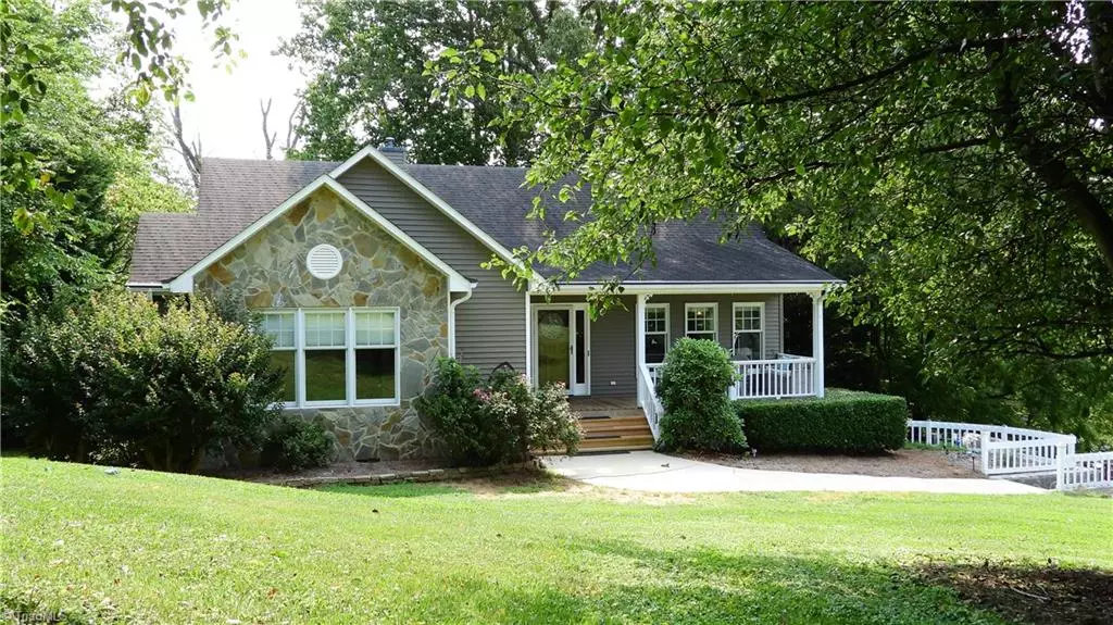 Belews Creek, NC 27003,8075 Deer Hill CIR