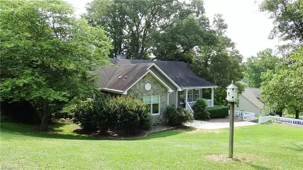 Belews Creek, NC 27003,8075 Deer Hill CIR