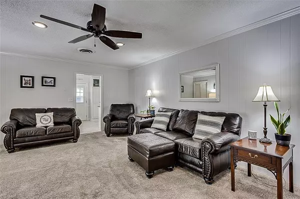 Asheboro, NC 27203,944 Tamworth RD