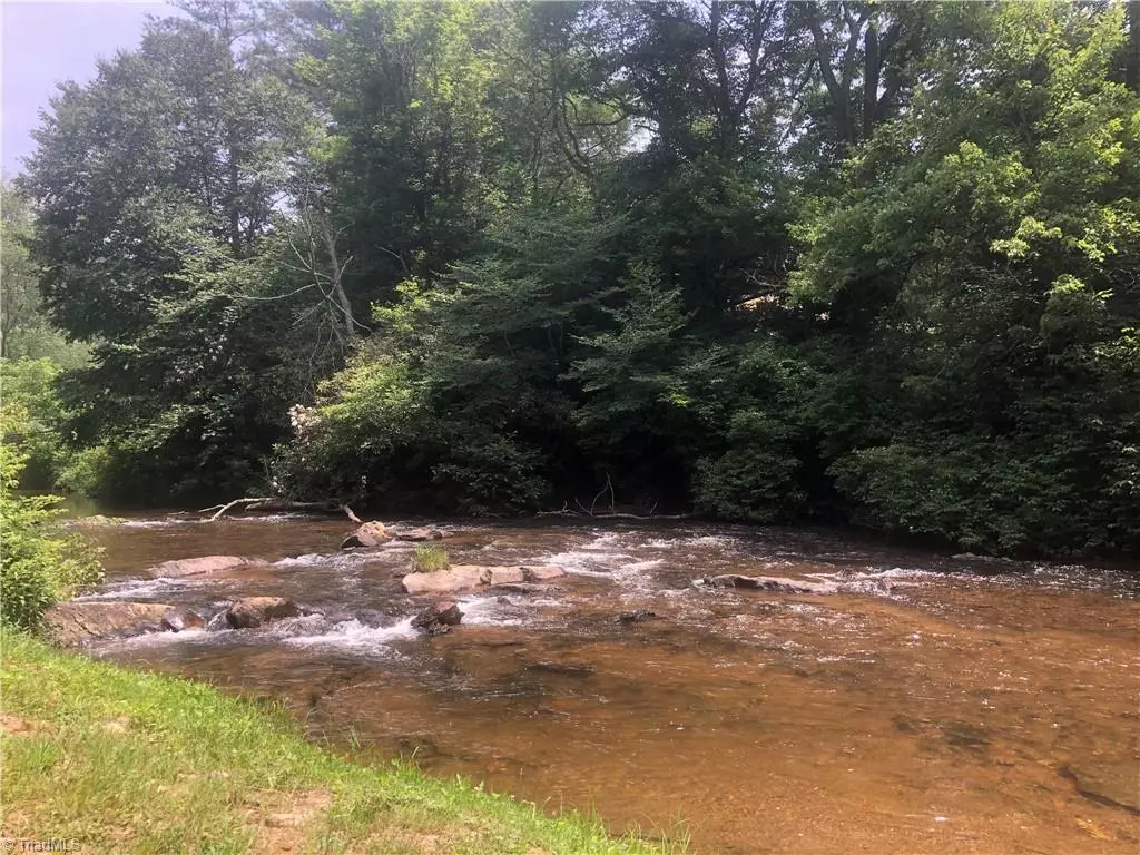 Laurel Fork, VA 24352,900 VASS MILL RD