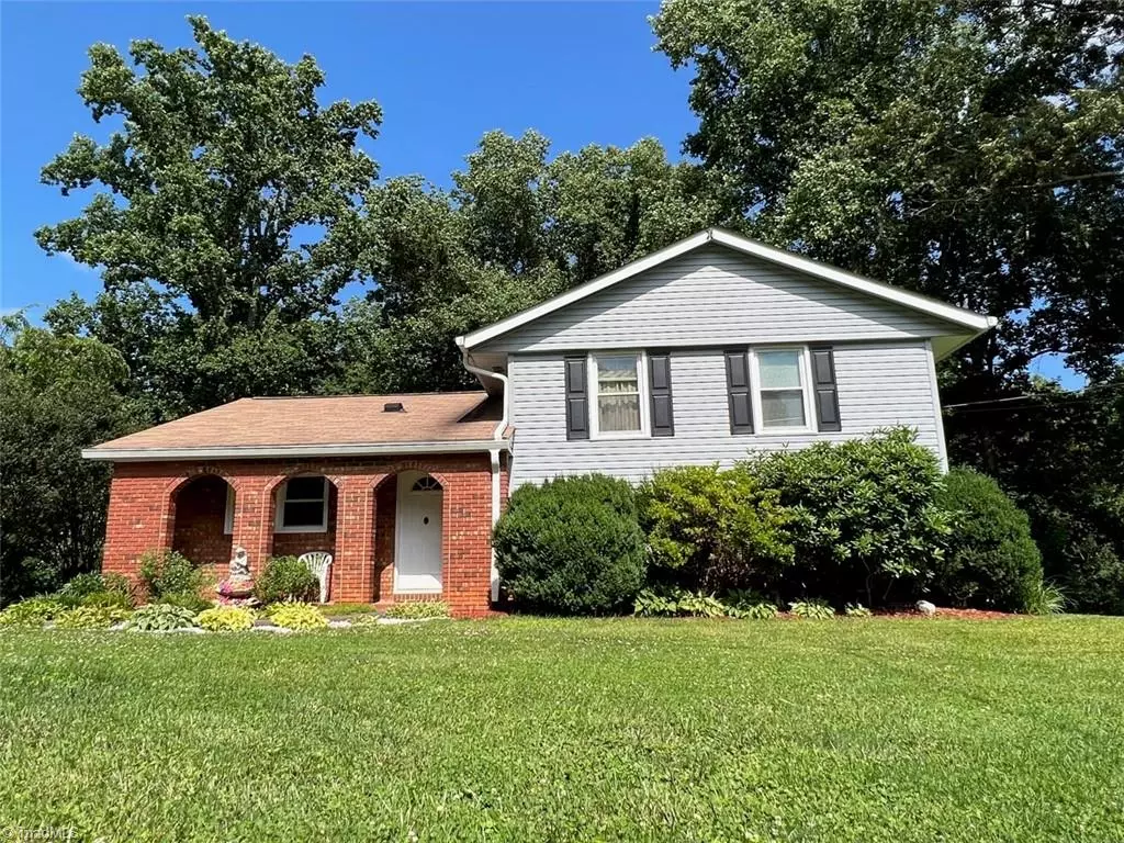 North Wilkesboro, NC 28659,173 Dixie Hill RD