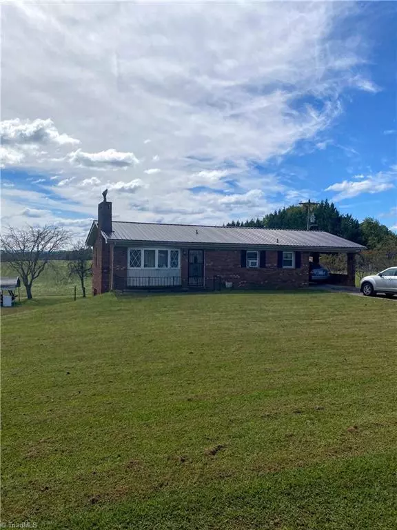 Roaring River, NC 28669,1660 Grace Howard RD