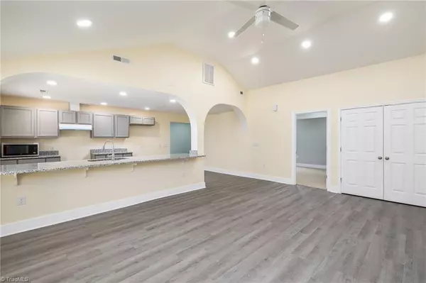 Winston Salem, NC 27107,838 Cassell ST