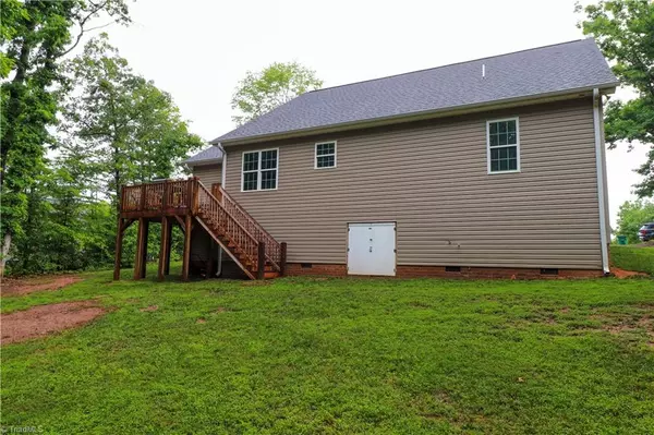 Stoneville, NC 27048,331 Price ST