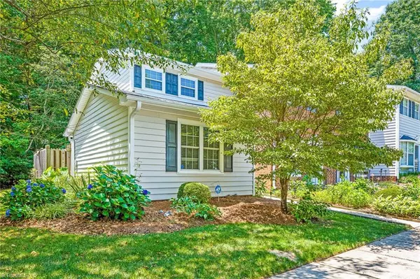 Winston Salem, NC 27103,2217 Stonecutter DR