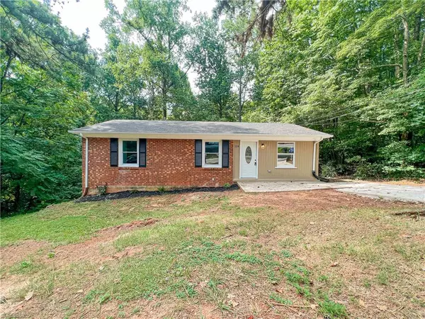Lexington, NC 27292,224 Flynt ST