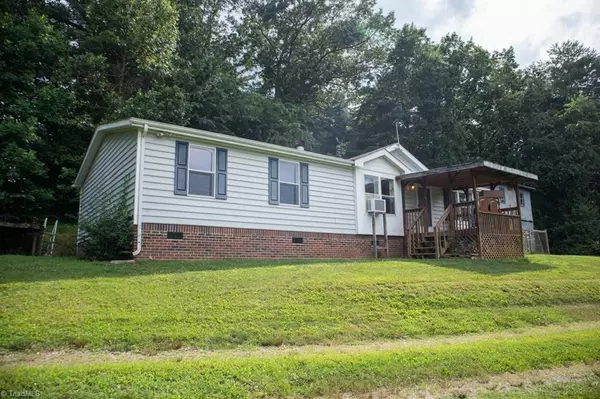 1123 Elledge Mill RD, North Wilkesboro, NC 28659