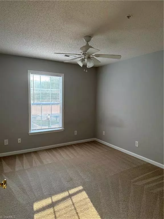 Winston Salem, NC 27106,324 Scholastic CT