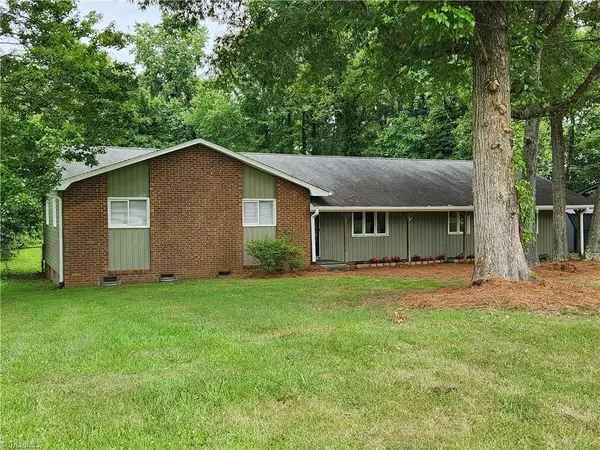 3902 Red Fox RD, Trinity, NC 27370