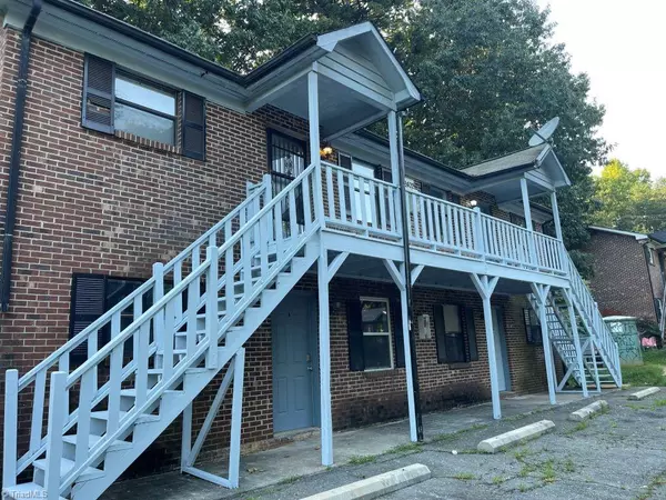 Winston Salem, NC 27107,2402 Markwood LN