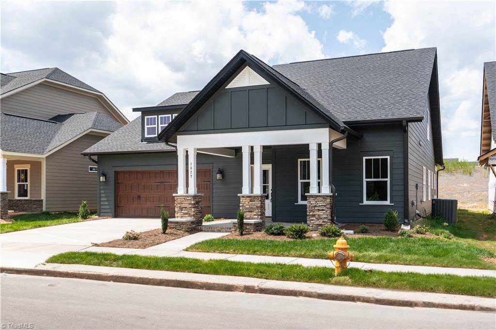 1827 Cleburne TER, Kernersville, NC 27284