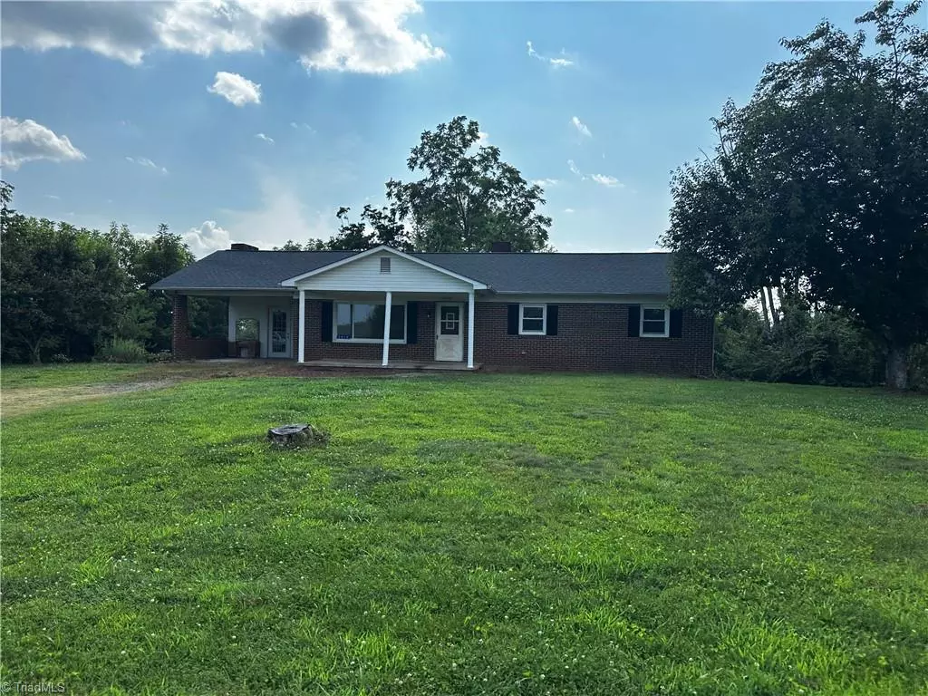 North Wilkesboro, NC 28659,2912 Windy Ridge RD