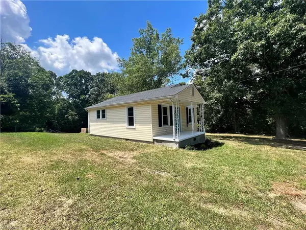 Randleman, NC 27317,317 Mccollum ST