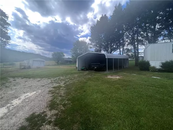 Hayes, NC 28635,559 dehart community CTR RD