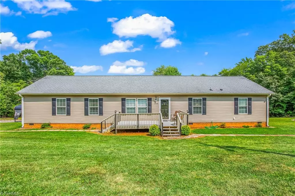 Sandy Ridge, NC 27046,1368 Hope Beasley RD