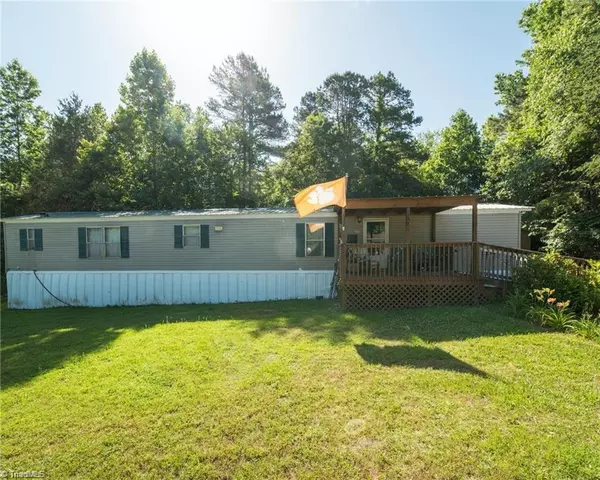 277 Buckner PL, Thomasville, NC 27360