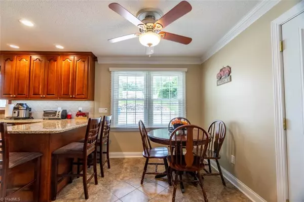 Reidsville, NC 27320,1025 Cedar LN