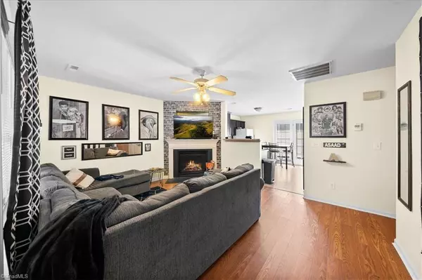 Greensboro, NC 27405,1718 Kay ST