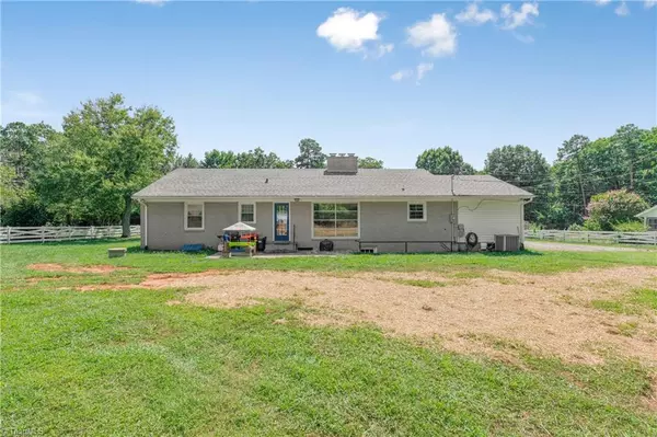 Hamptonville, NC 27020,4134 Old US Highway 421 W