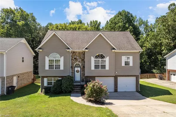 4990 Fiddlers Run DR,  Kernersville,  NC 27284