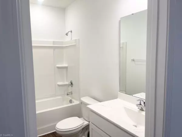 Clemmons, NC 27012,320 Altavista DR