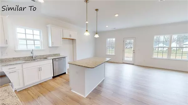 Clemmons, NC 27012,131 Altavista DR