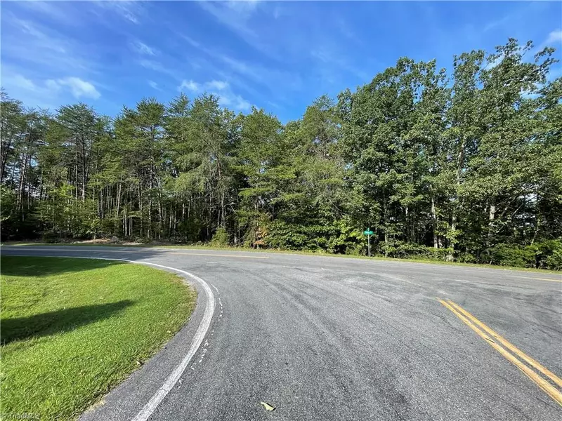 7.99 acres Mickey RD, Westfield, NC 27053