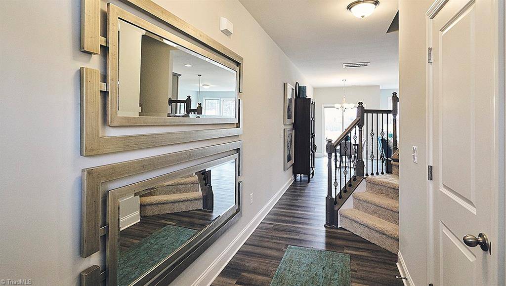 Kernersville, NC 28284,1563 Amberview LN