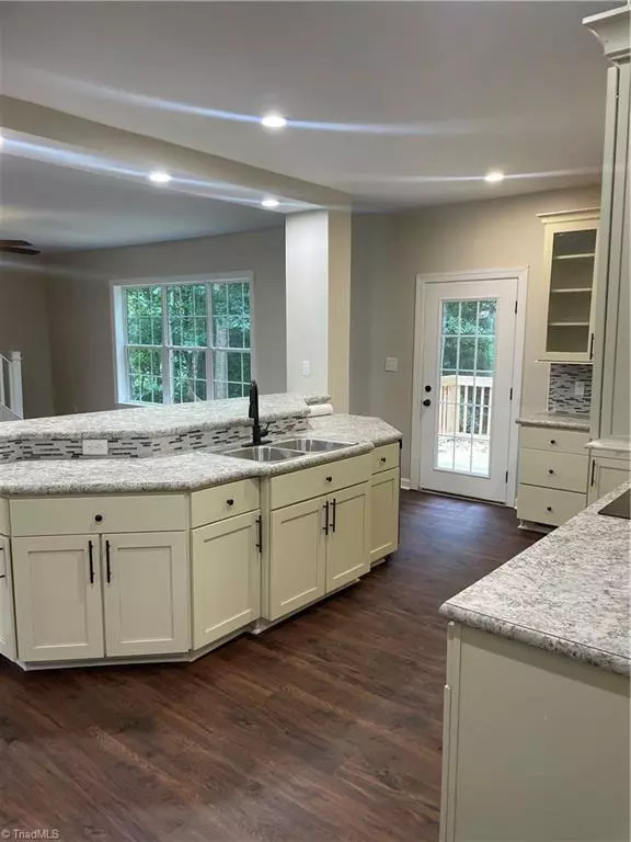 Ramseur, NC 27316,467 Parksfield TRL