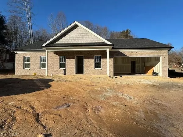 5673 Styers Ferry RD,  Clemmons,  NC 27012