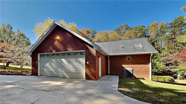 Lexington, NC 27292,160 Kert DR