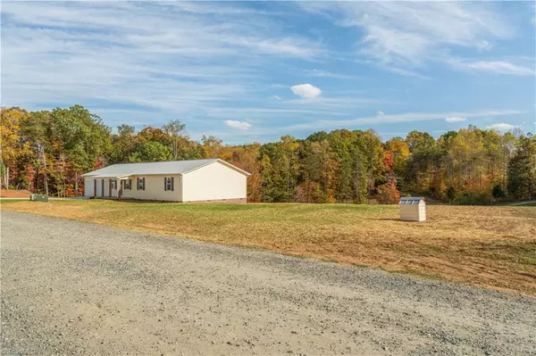 Yadkinville, NC 27055,1100 Mahaney LN