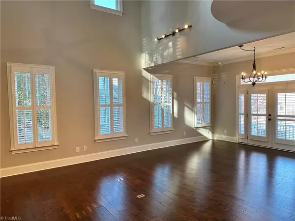 Winston Salem, NC 27101,805 S Poplar ST