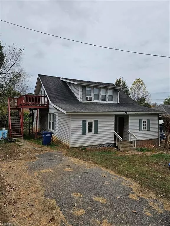 511 Highland ST, Wilkesboro, NC 28697