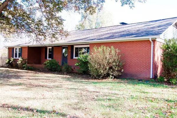 171 Joe RD, Mocksville, NC 27028